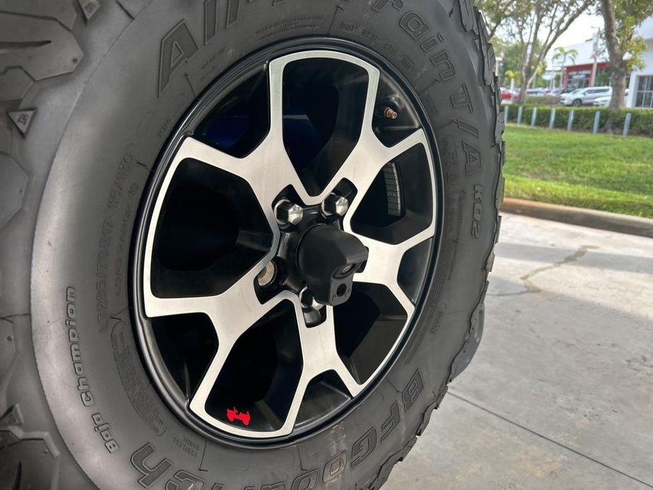 used 2019 Jeep Wrangler Unlimited car, priced at $29,999