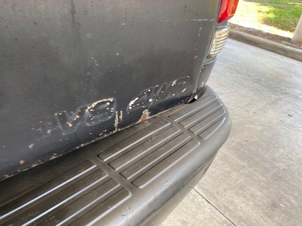 used 2000 Toyota Tundra car, priced at $4,388