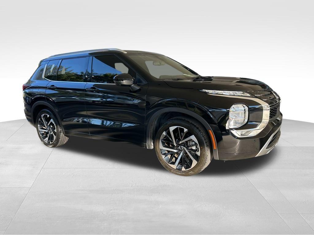 used 2022 Mitsubishi Outlander car, priced at $22,988