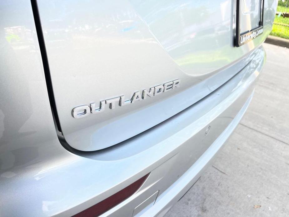 new 2023 Mitsubishi Outlander PHEV car, priced at $35,335
