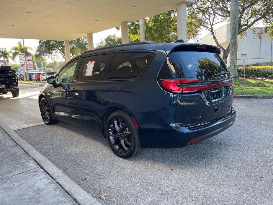 used 2022 Chrysler Pacifica car, priced at $29,235