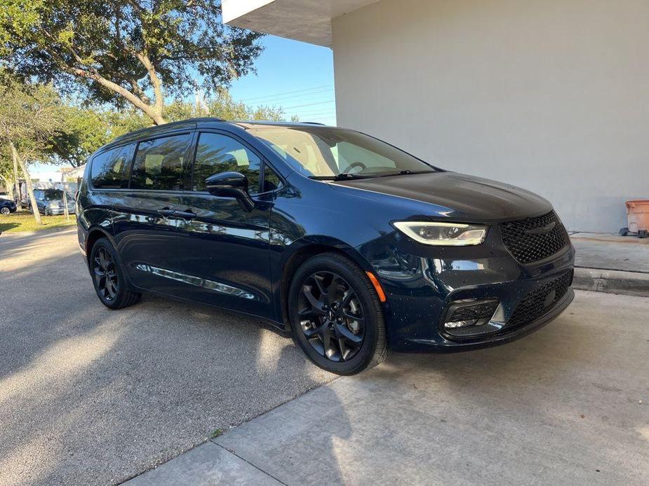 used 2022 Chrysler Pacifica car, priced at $29,235