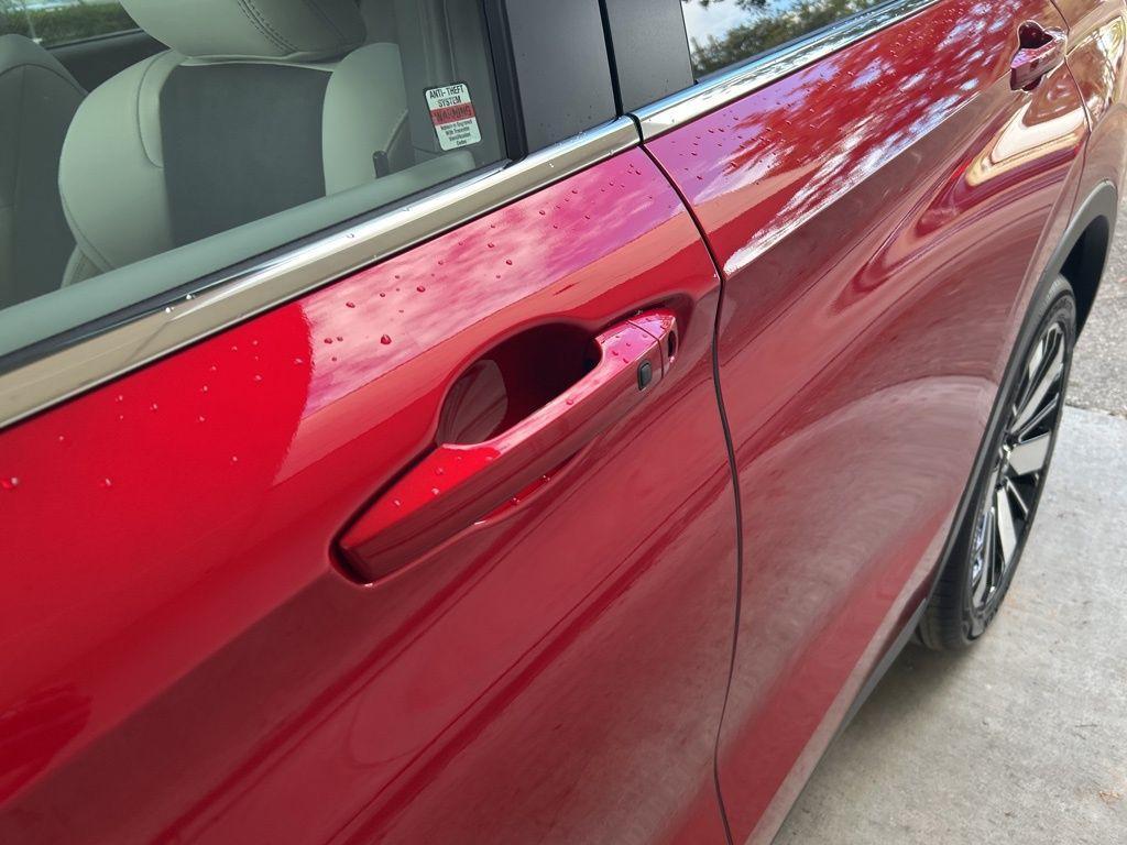 new 2025 Mitsubishi Outlander car, priced at $35,538