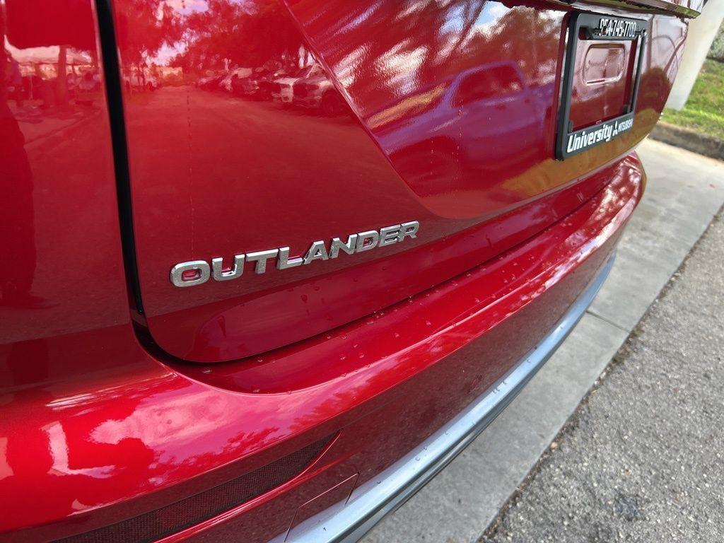 new 2025 Mitsubishi Outlander car, priced at $35,538