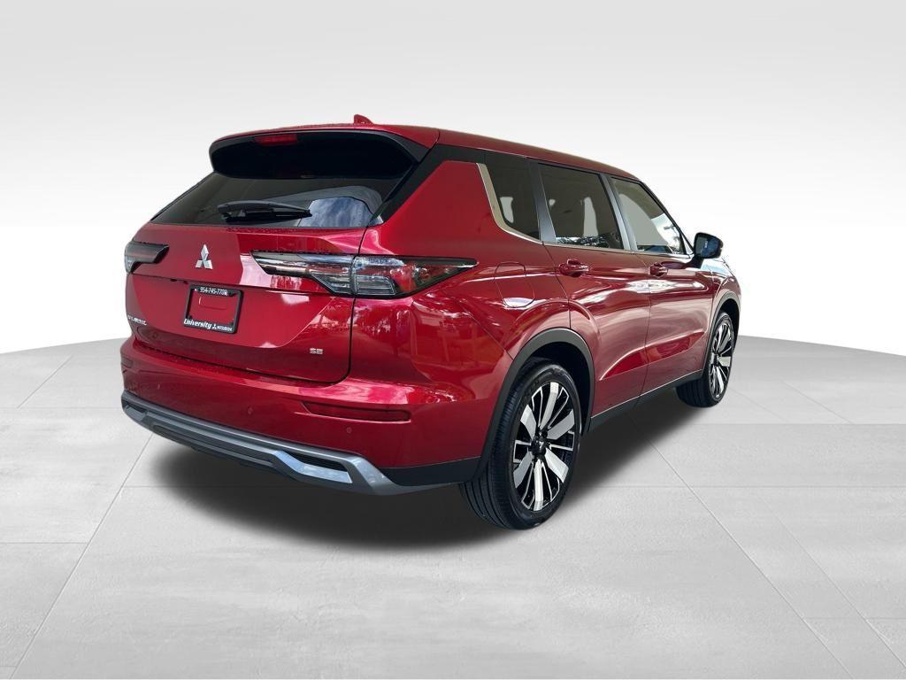 new 2025 Mitsubishi Outlander car, priced at $35,538
