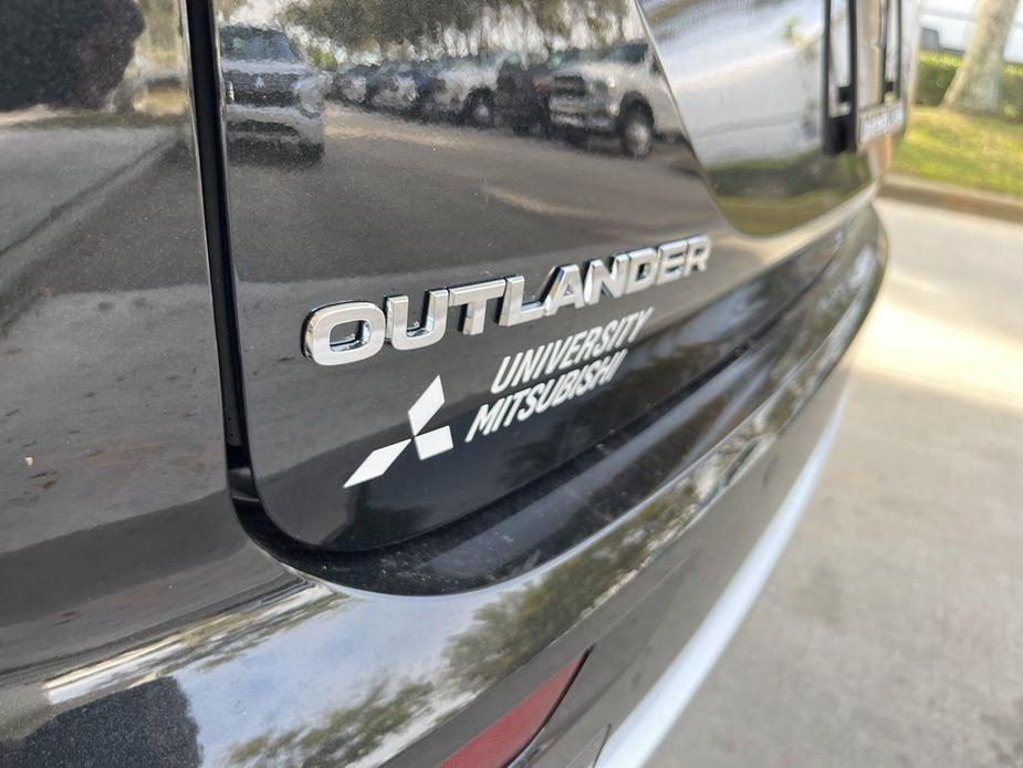 used 2024 Mitsubishi Outlander car, priced at $30,500