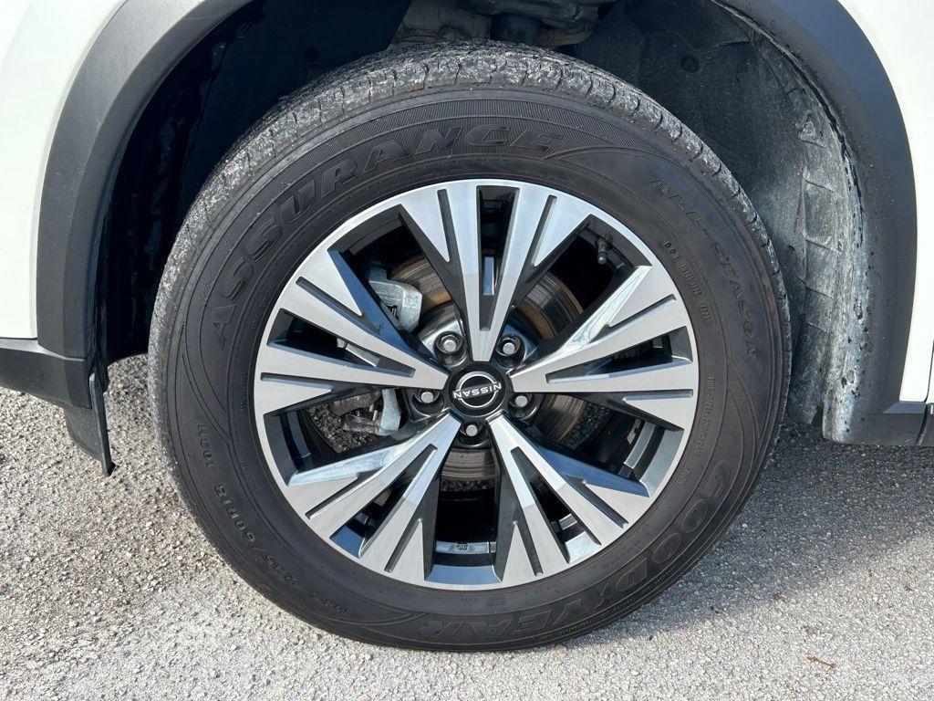 used 2023 Nissan Rogue car, priced at $17,988