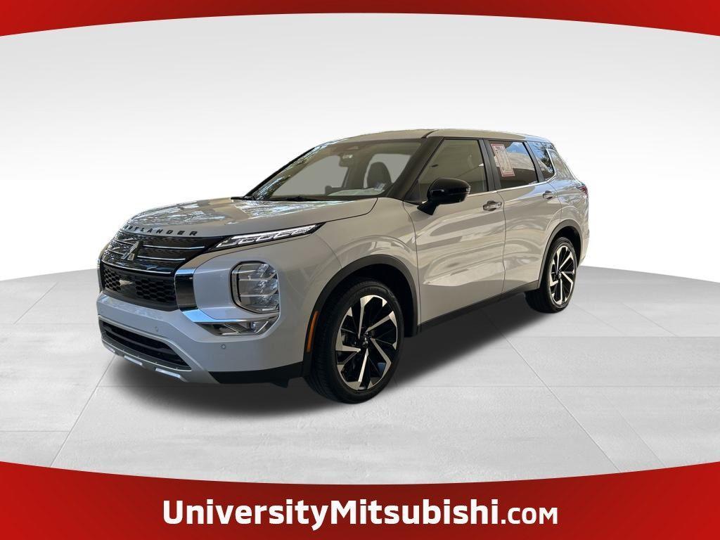 used 2024 Mitsubishi Outlander car, priced at $24,088