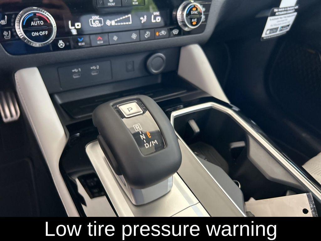 new 2025 Mitsubishi Outlander car, priced at $39,988