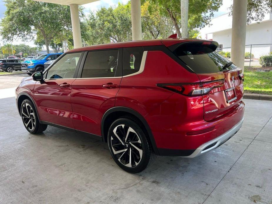 new 2024 Mitsubishi Outlander car, priced at $29,500