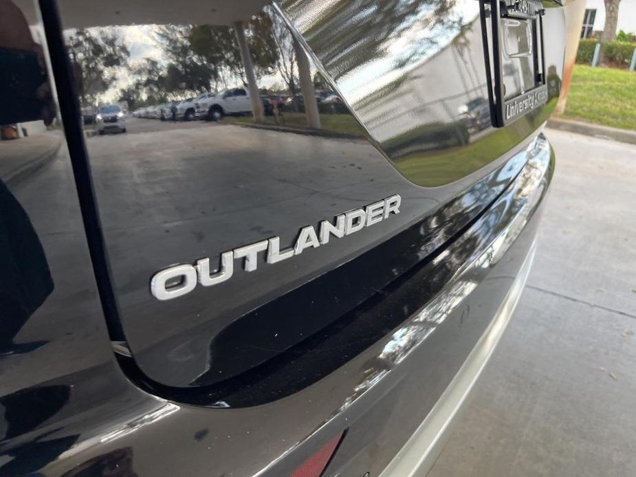used 2023 Mitsubishi Outlander car, priced at $25,988