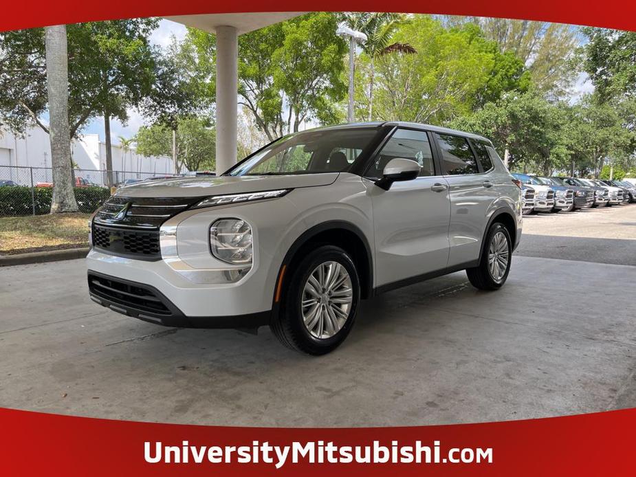 new 2024 Mitsubishi Outlander car, priced at $25,490