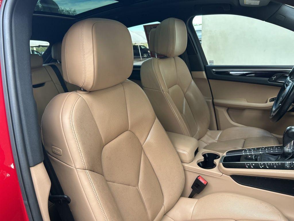used 2020 Porsche Macan car, priced at $25,488