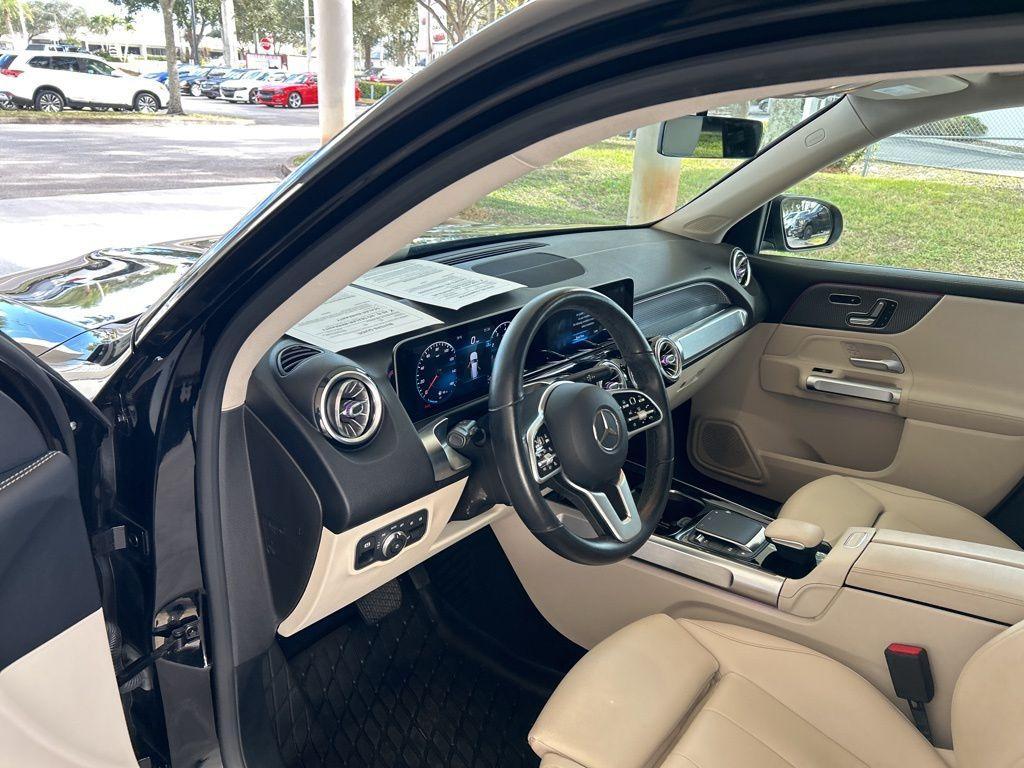 used 2021 Mercedes-Benz GLB 250 car, priced at $28,991