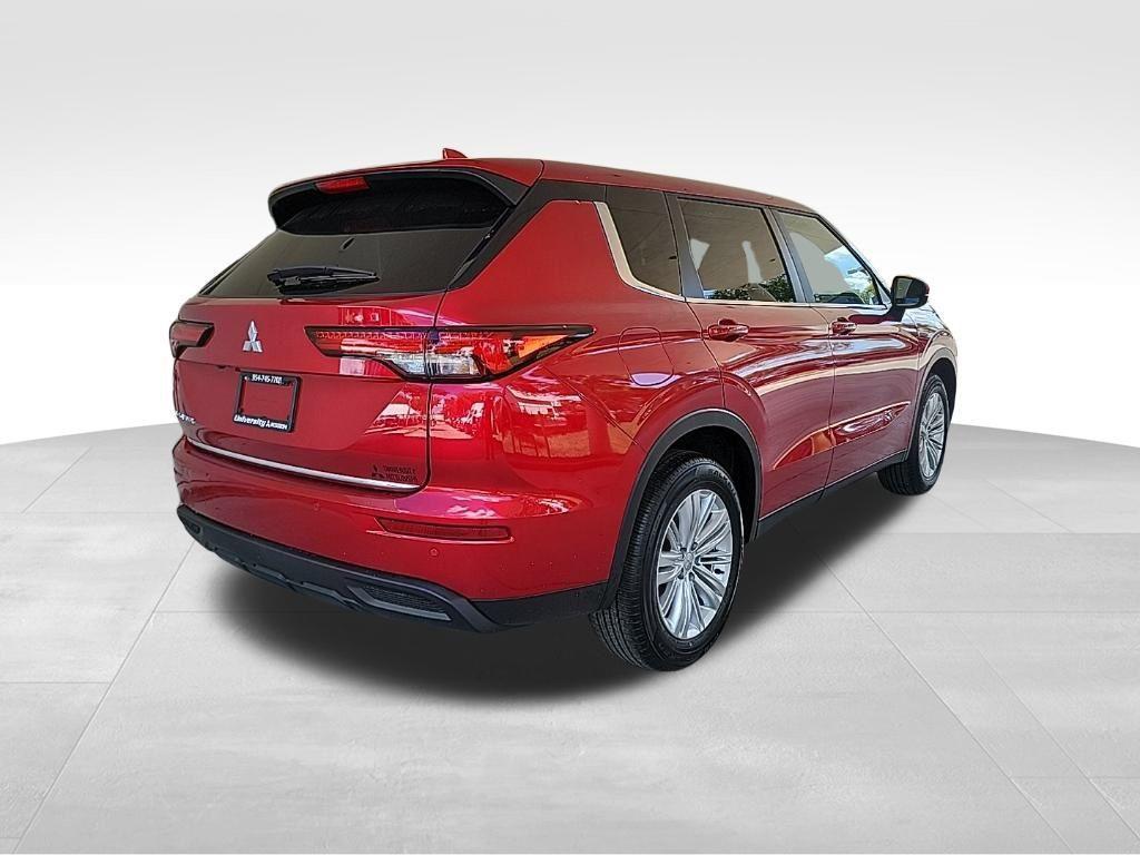 used 2024 Mitsubishi Outlander car, priced at $22,198