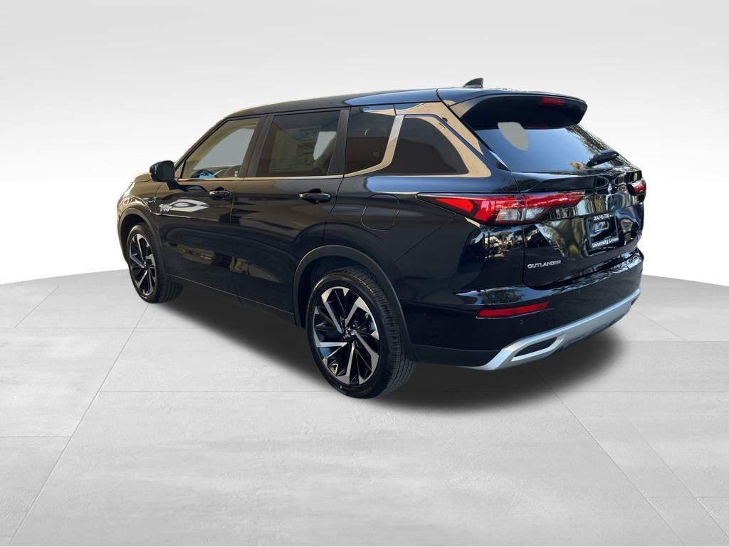 new 2025 Mitsubishi Outlander PHEV car, priced at $47,755