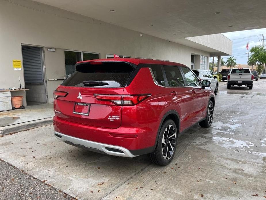 new 2024 Mitsubishi Outlander car, priced at $27,375