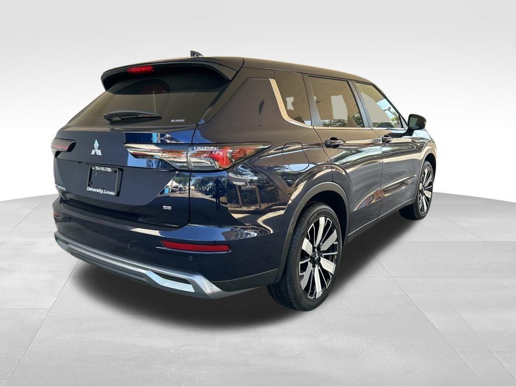 new 2025 Mitsubishi Outlander car, priced at $36,220