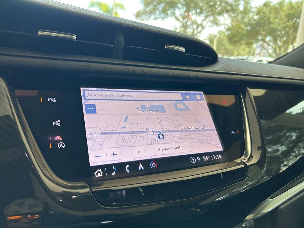 used 2021 Cadillac XT6 car, priced at $32,385