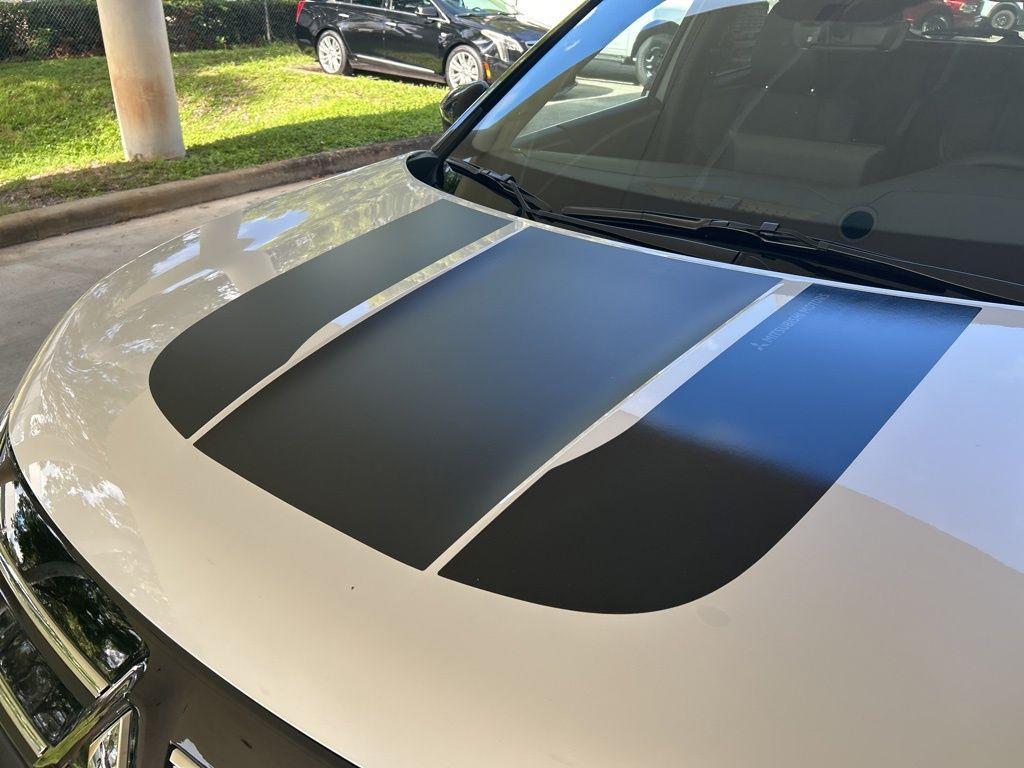 new 2025 Mitsubishi Outlander car, priced at $37,803