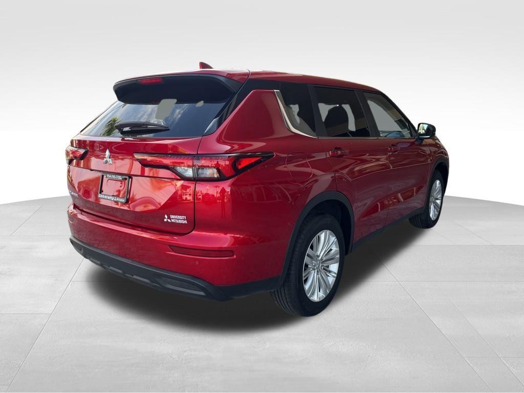 used 2024 Mitsubishi Outlander car, priced at $22,387