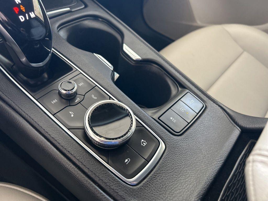 used 2021 Cadillac XT4 car, priced at $26,400
