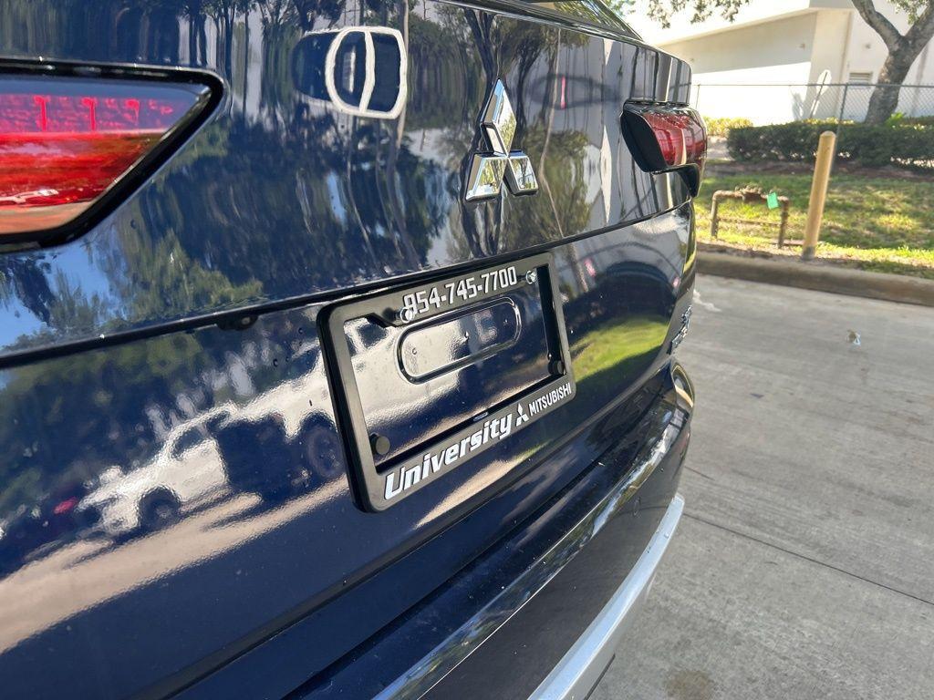 new 2025 Mitsubishi Outlander PHEV car, priced at $45,642