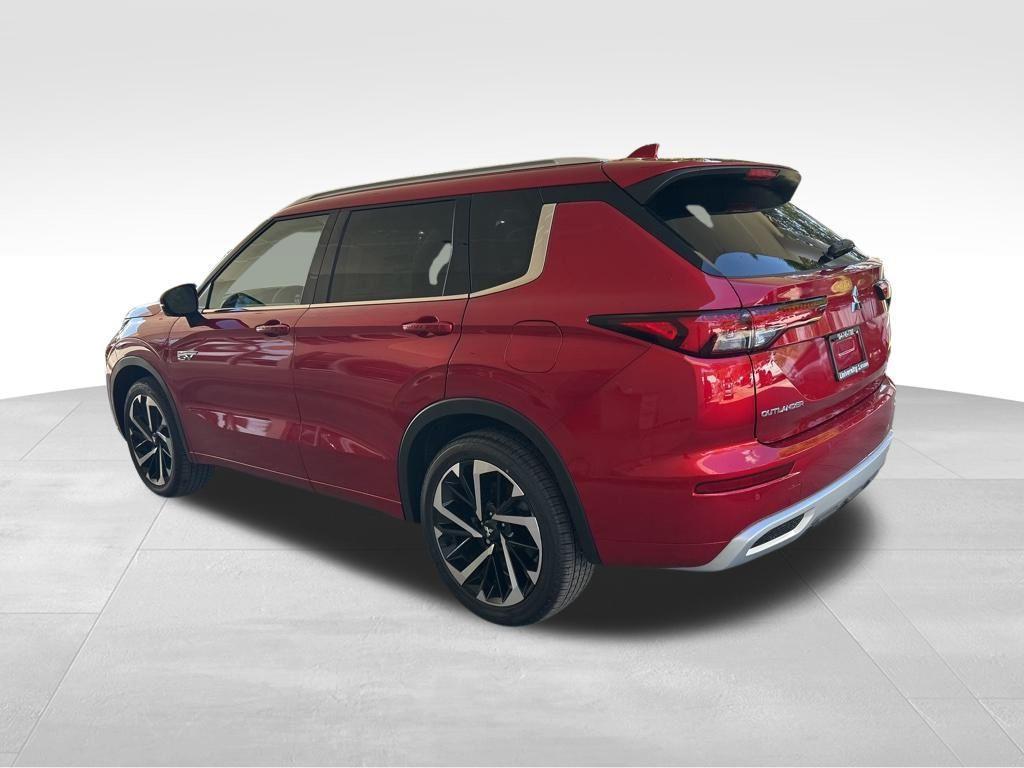 new 2025 Mitsubishi Outlander PHEV car, priced at $46,172