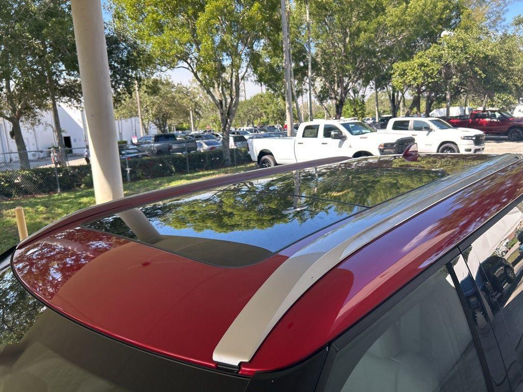 new 2025 Mitsubishi Outlander PHEV car, priced at $46,172