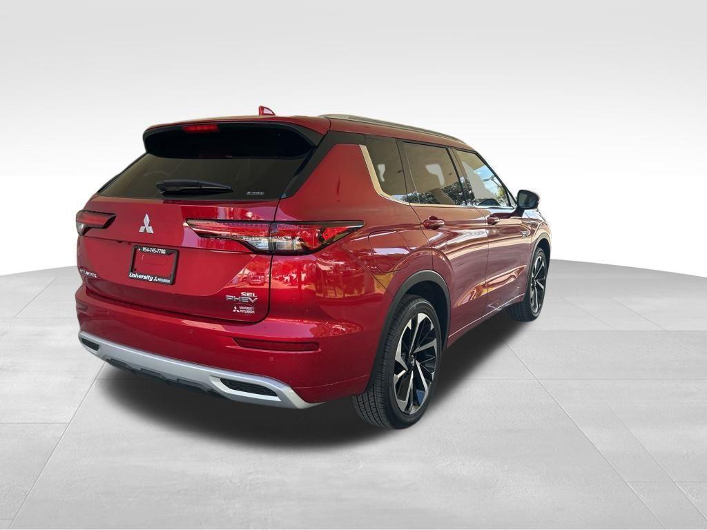new 2025 Mitsubishi Outlander PHEV car, priced at $46,172