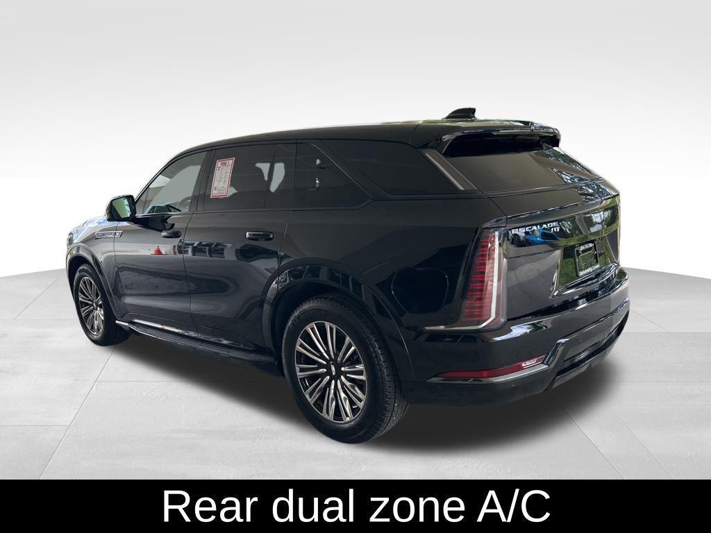used 2026 Cadillac Escalade IQ car, priced at $122,088