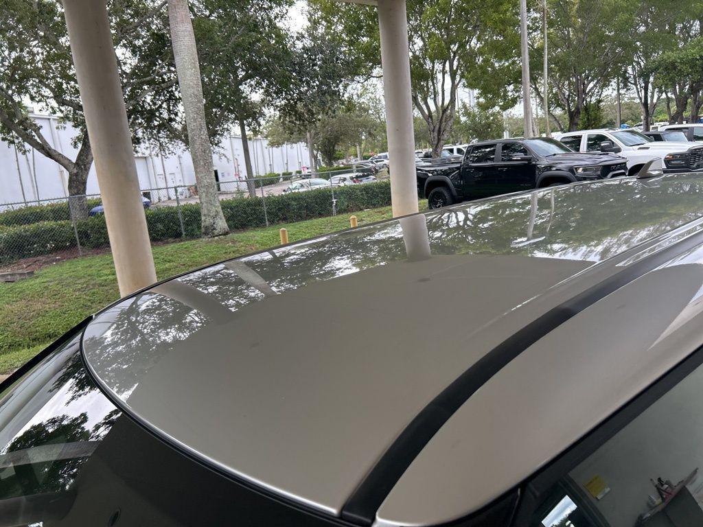 new 2025 Mitsubishi Outlander PHEV car, priced at $42,107