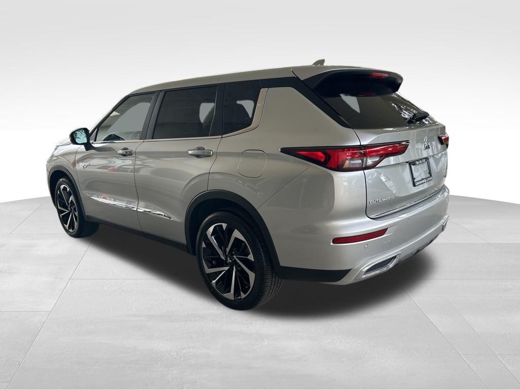 new 2025 Mitsubishi Outlander PHEV car, priced at $42,107