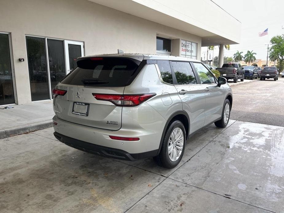 new 2024 Mitsubishi Outlander car, priced at $24,840