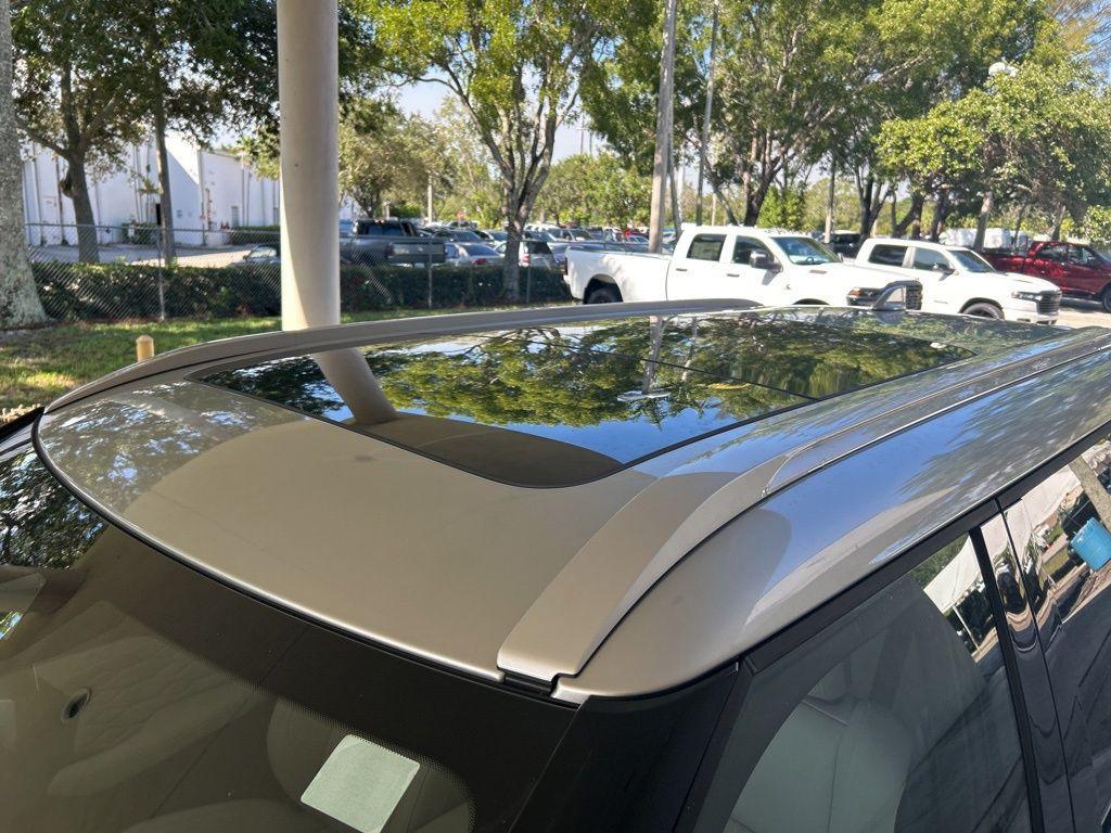 new 2025 Mitsubishi Outlander car, priced at $38,821