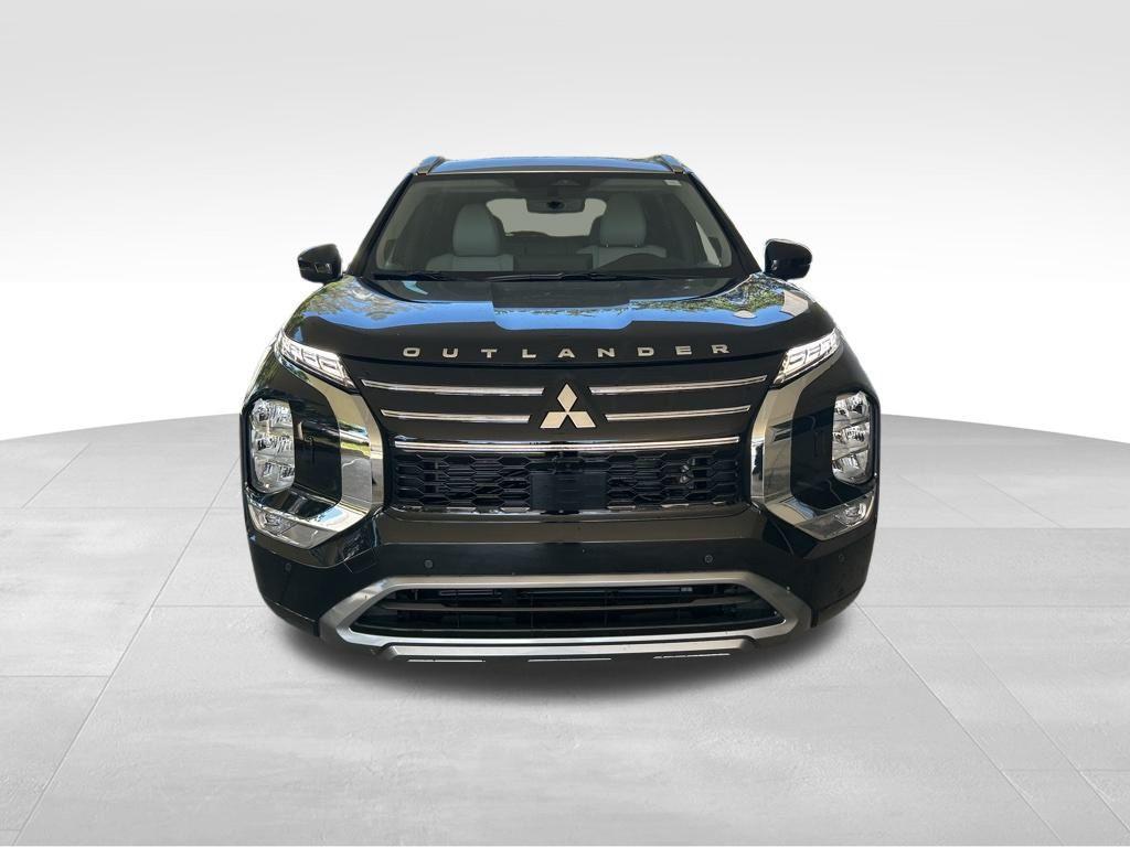 new 2025 Mitsubishi Outlander car, priced at $38,821