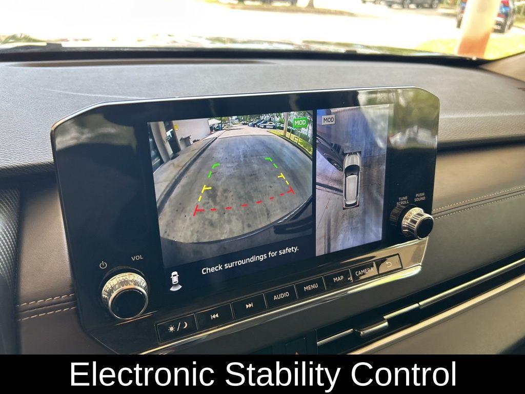used 2023 Mitsubishi Outlander PHEV car, priced at $26,288
