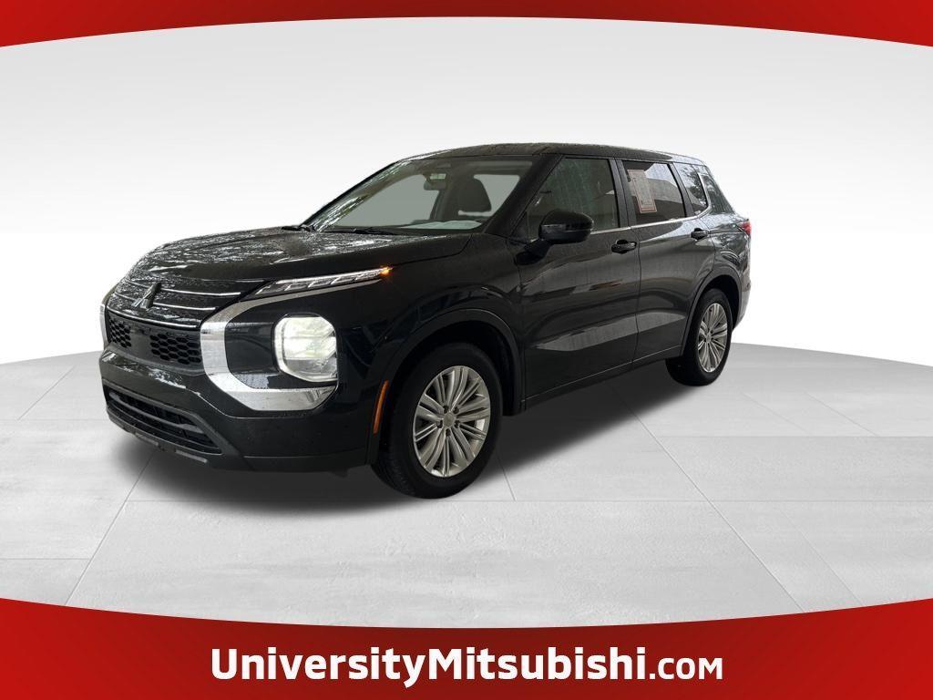 used 2024 Mitsubishi Outlander car, priced at $22,120