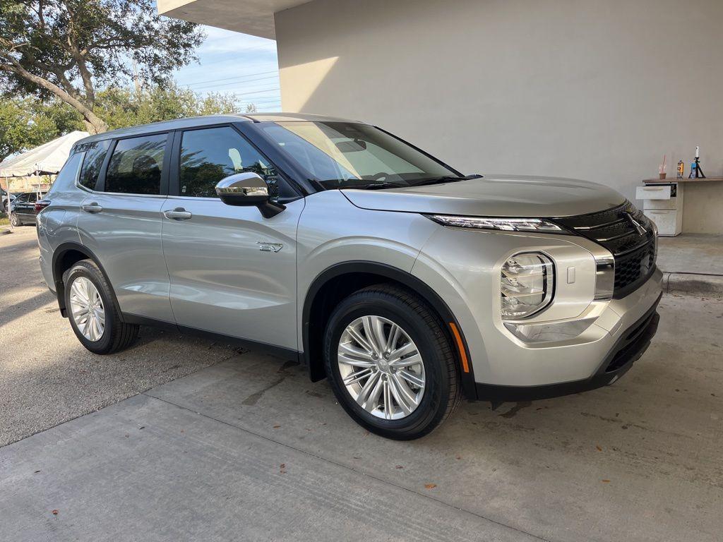 new 2025 Mitsubishi Outlander PHEV car, priced at $42,920