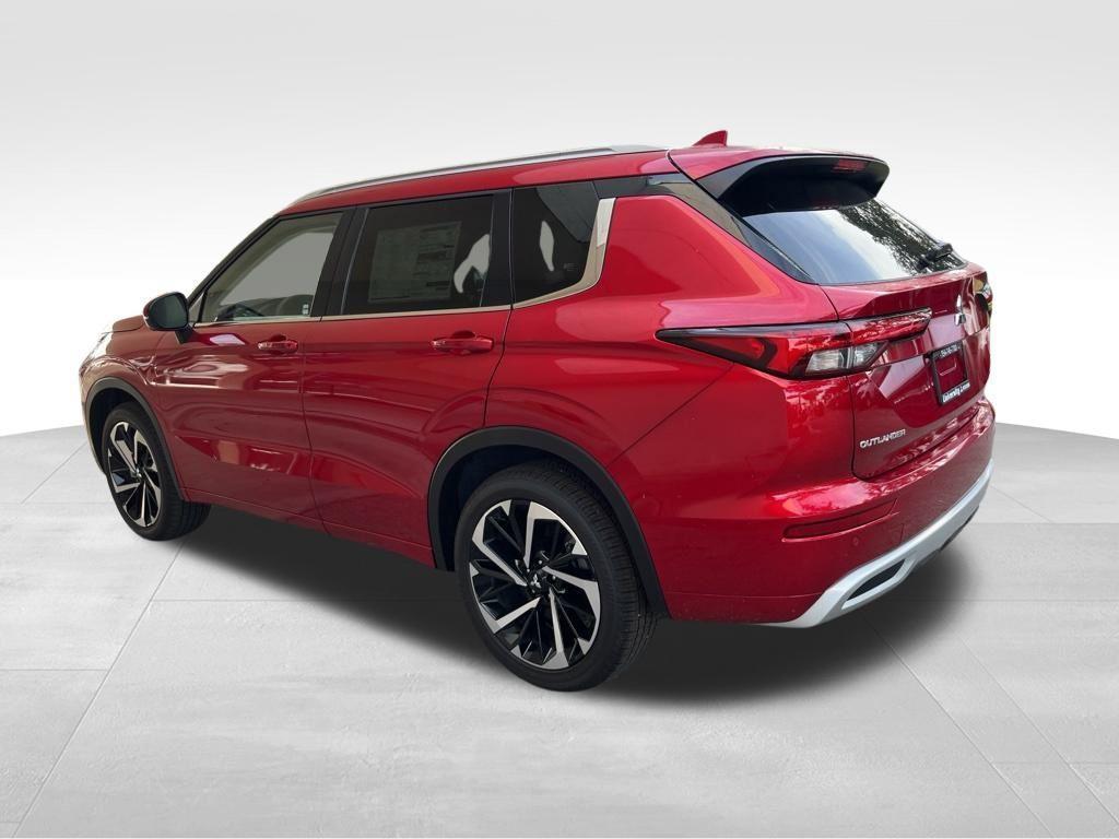 new 2024 Mitsubishi Outlander car, priced at $32,000