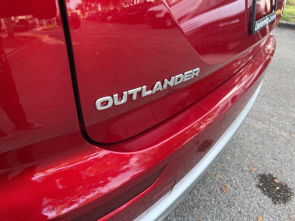 new 2024 Mitsubishi Outlander car, priced at $32,000