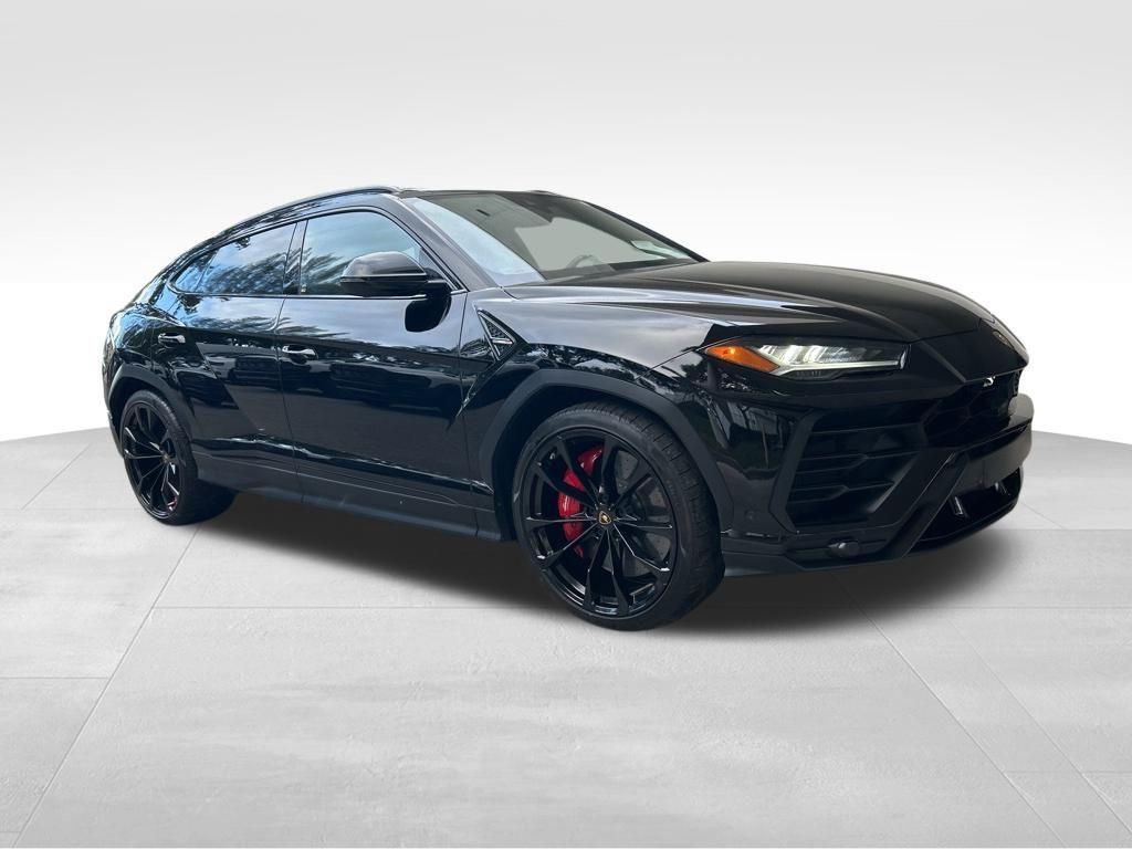 used 2019 Lamborghini Urus car, priced at $164,984