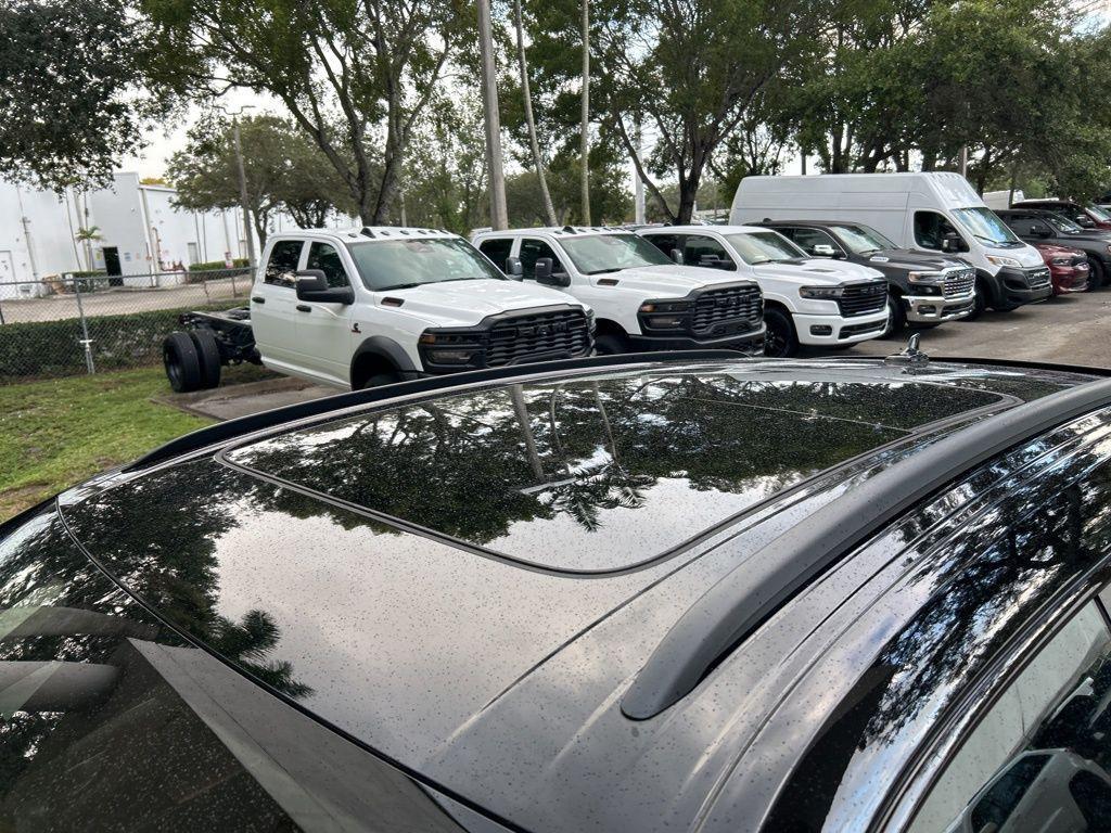 used 2019 Lamborghini Urus car, priced at $164,984