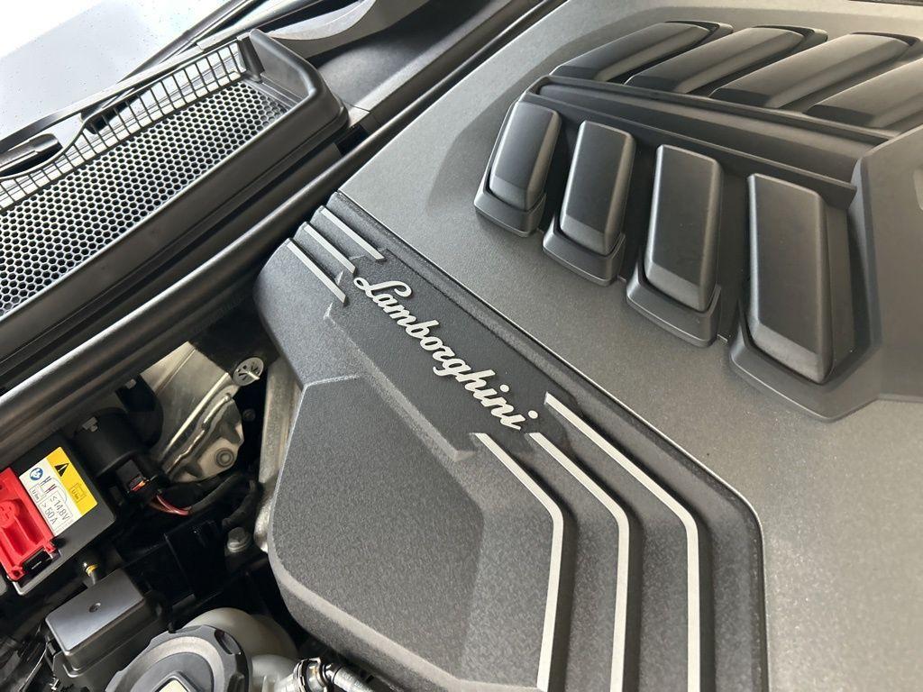 used 2019 Lamborghini Urus car, priced at $164,984