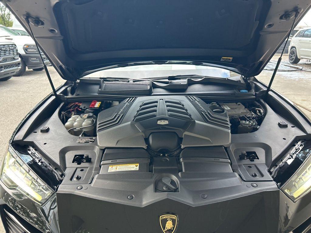 used 2019 Lamborghini Urus car, priced at $164,984