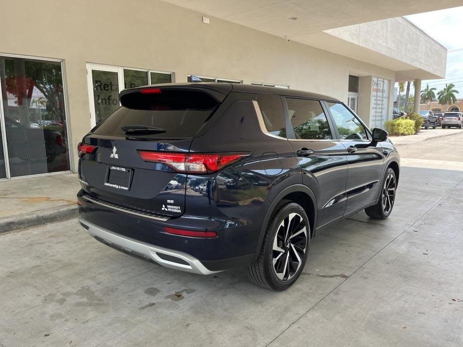 new 2024 Mitsubishi Outlander car, priced at $36,205