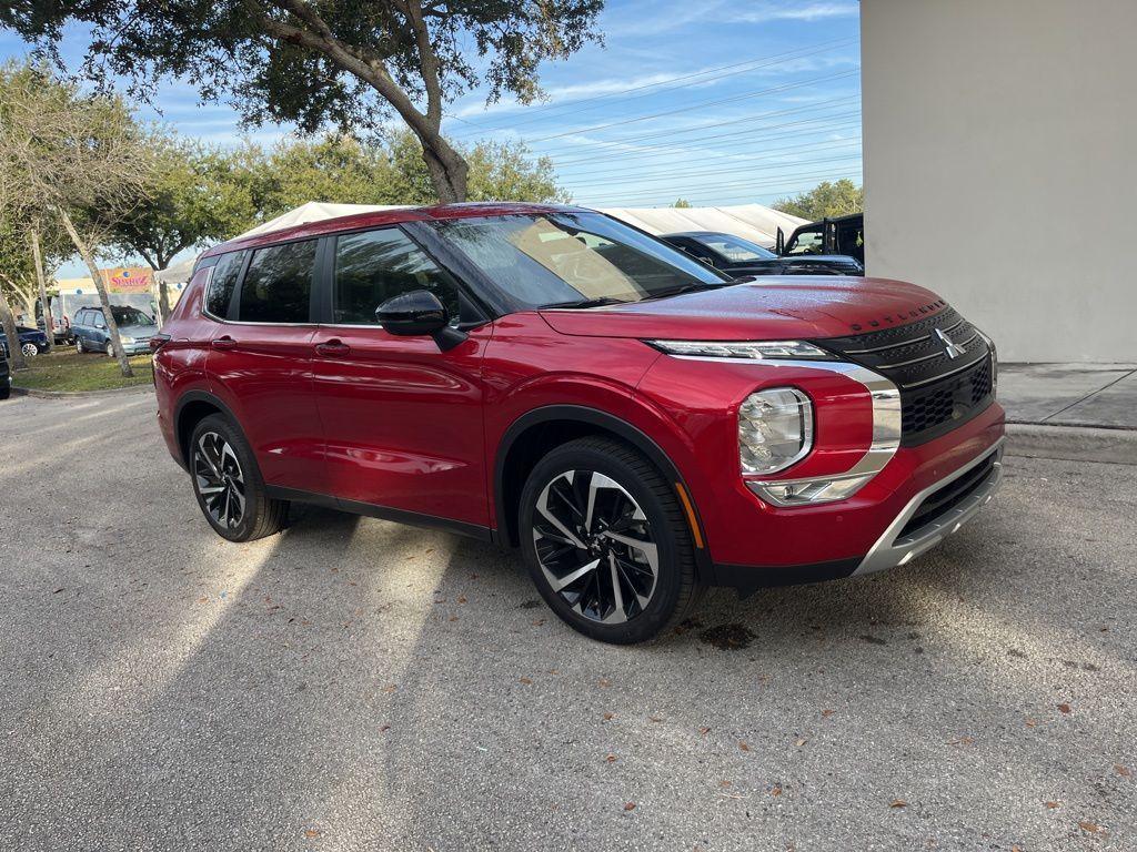 new 2024 Mitsubishi Outlander car, priced at $26,988