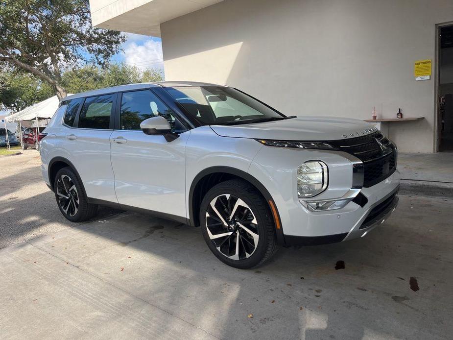 used 2023 Mitsubishi Outlander car, priced at $22,691