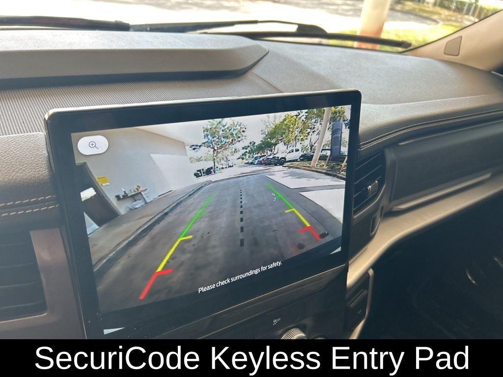 used 2022 Ford Expedition car, priced at $28,988