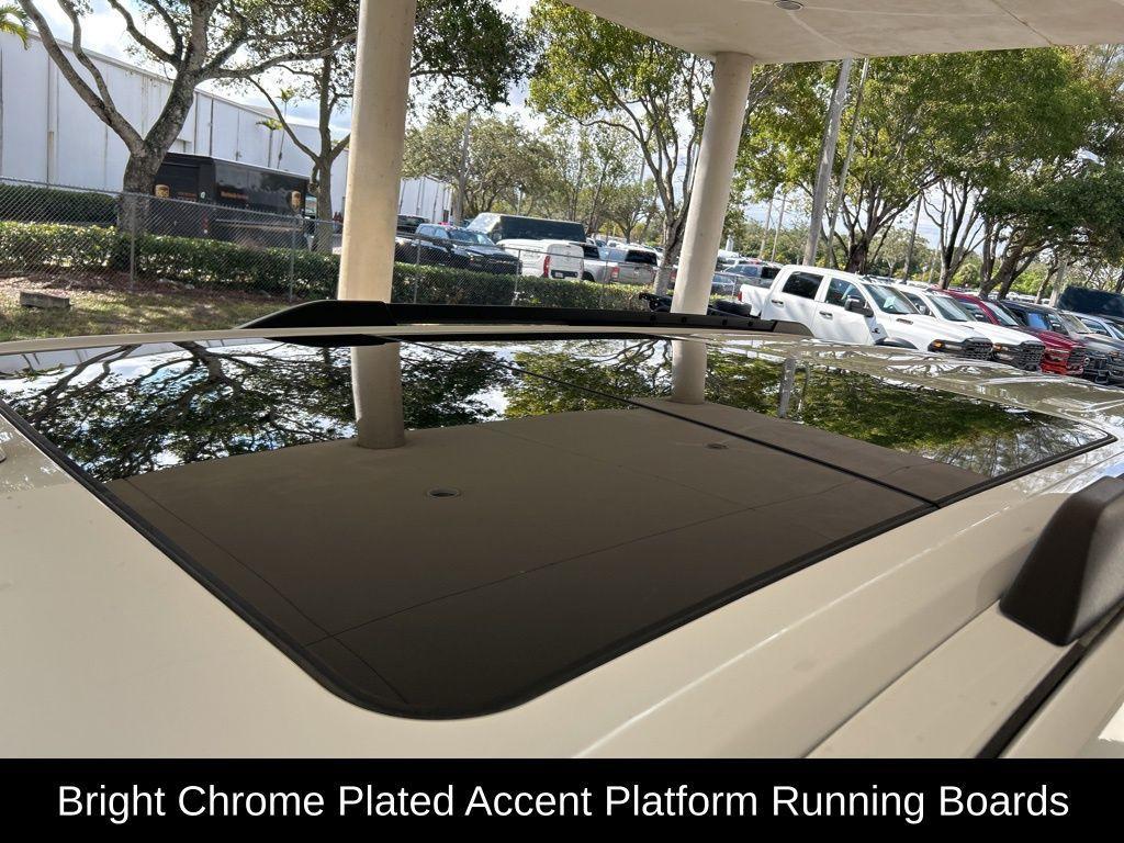 used 2022 Ford Expedition car, priced at $28,988